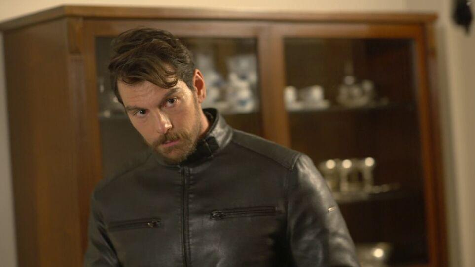 Μαύρο Ρόδο-Βίκος-