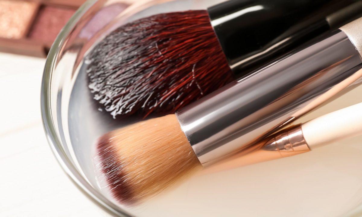 Μπάνιο : Αυτά είναι τα 6 αντικείμενα που συγκεντρώνουν τα περισσότερα βακτήρια