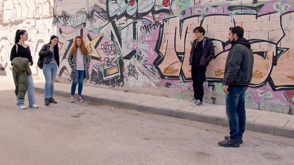 Παγιδευμένοι-Λίνα-Θοδωρής-Άκης- Παγιδευμένοι-Λίνα-Θοδωρής-Άκης-