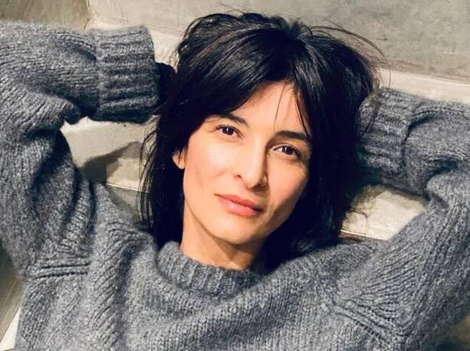 Η γη της ελιάς: Αντιγόνη Κουλουκάκου, η Ιουλία από τη Γη της Ελιάς μεταμορφώθηκε σε 80s queen