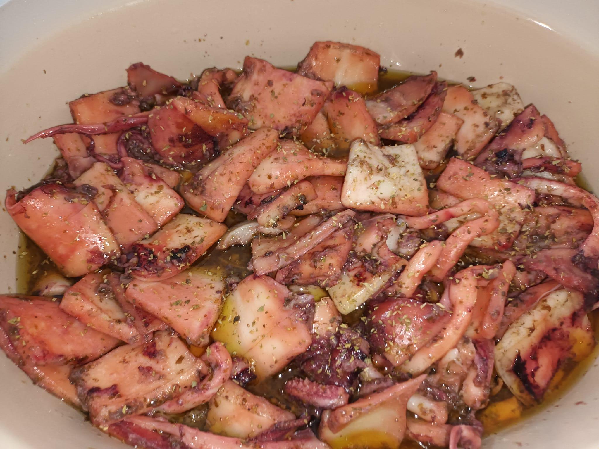 Καλαμαράκια στη λαδόκολλα