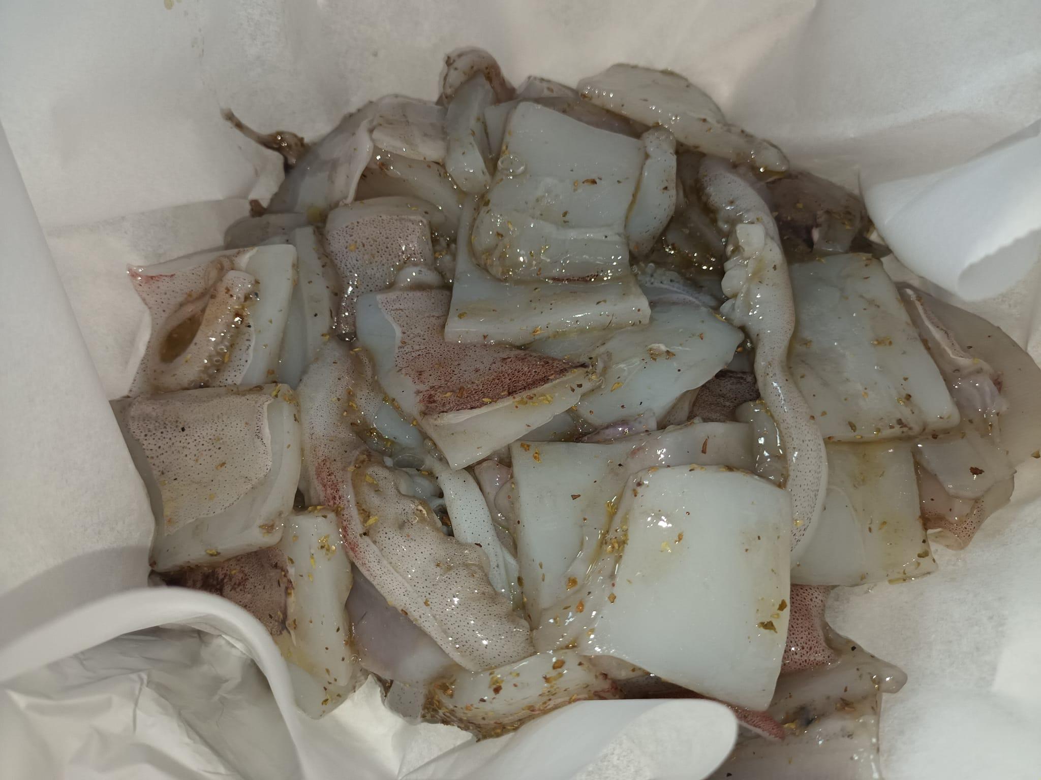 Καλαμαράκια στη λαδόκολλα