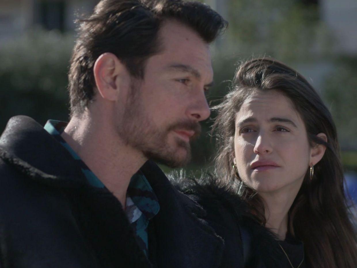 Μαύρο Ρόδο-Βίκος-Αλεξία- Μαύρο Ρόδο-Βίκος-Αλεξία-