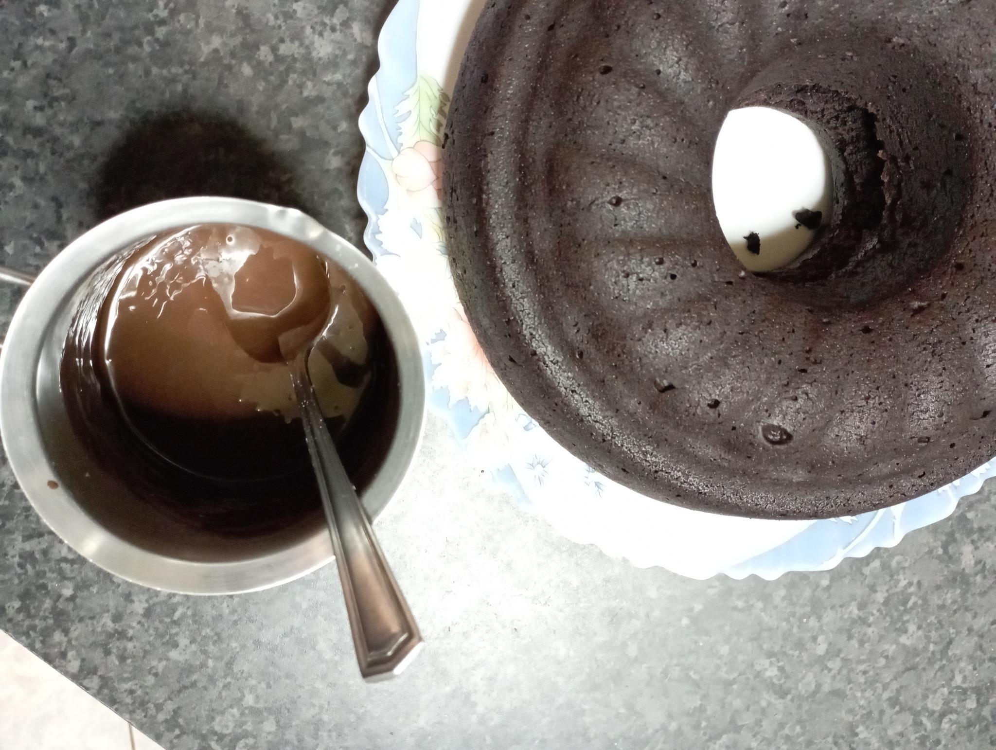 σοκολατένιο κέικ-για-την-Σαρακοστή-συνταγή-