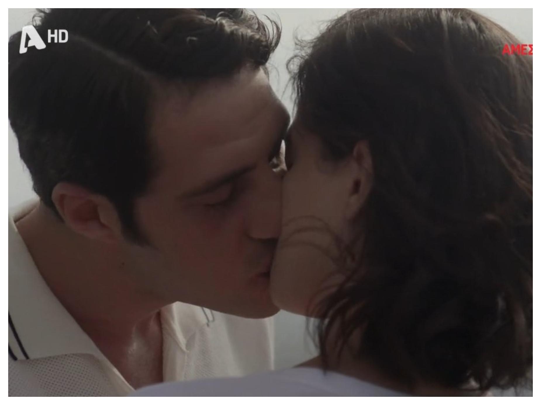 Παράδεισος των Κυριών: Μένει έγκυος αλλά εκείνος της ζητάει να ρίξει το μωρό