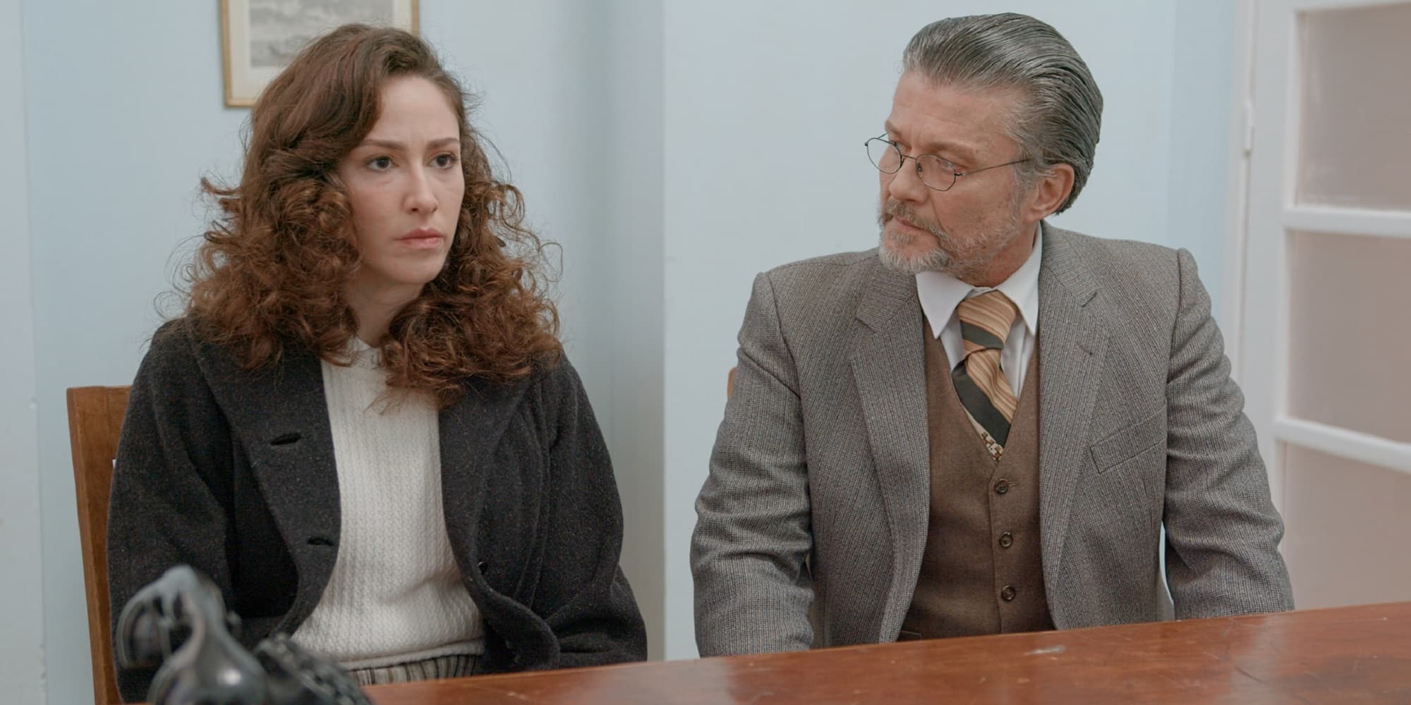 Έρωτας Φυγάς επόμενα επεισόδια: 115 , 116 , 117 , 118 , 119