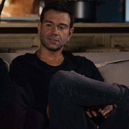 Η Γη της Ελιάς-Μάνος-