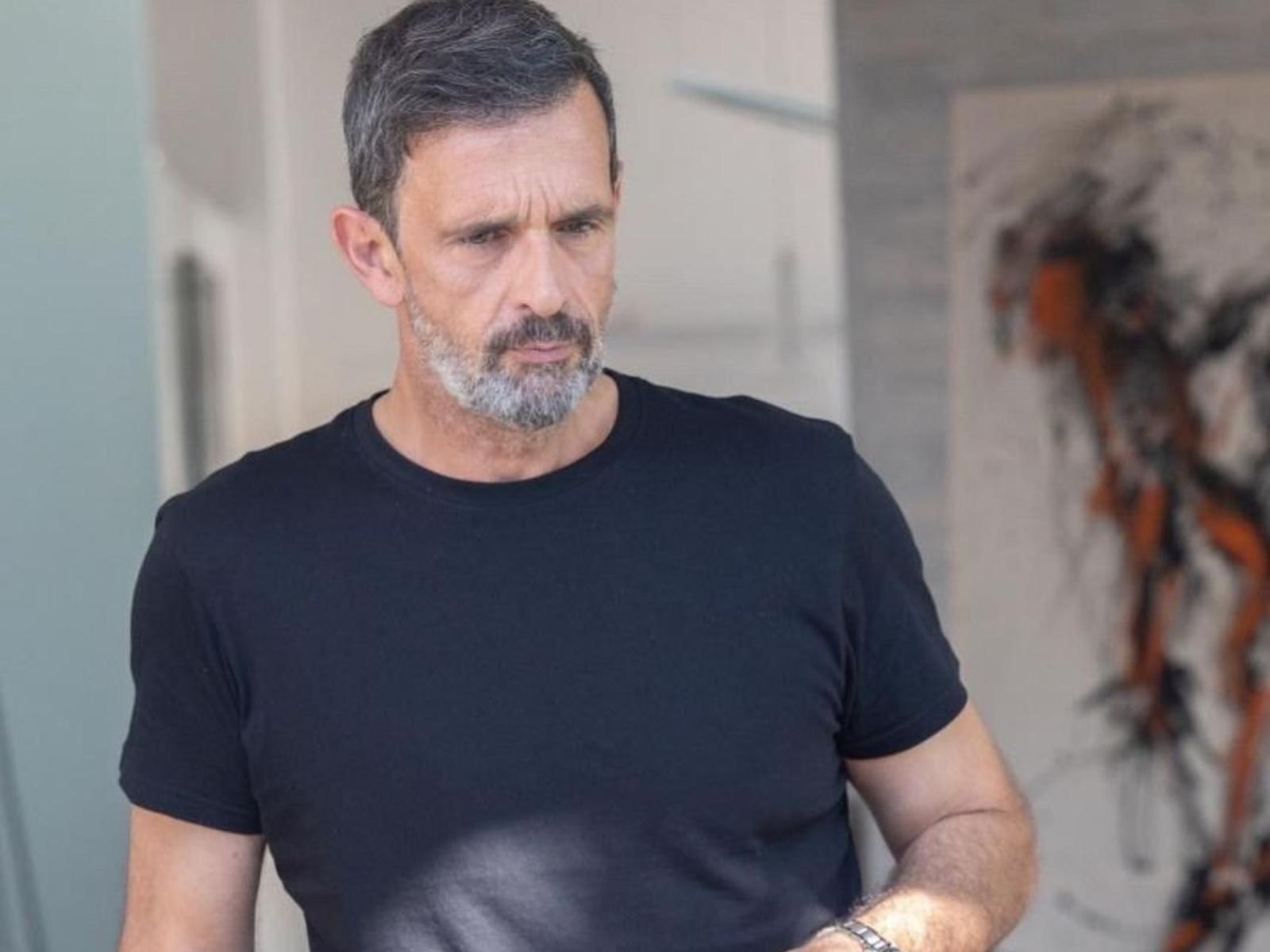 Μαύρο Ρόδο-Θέμης- Μαύρο Ρόδο-Θέμης-