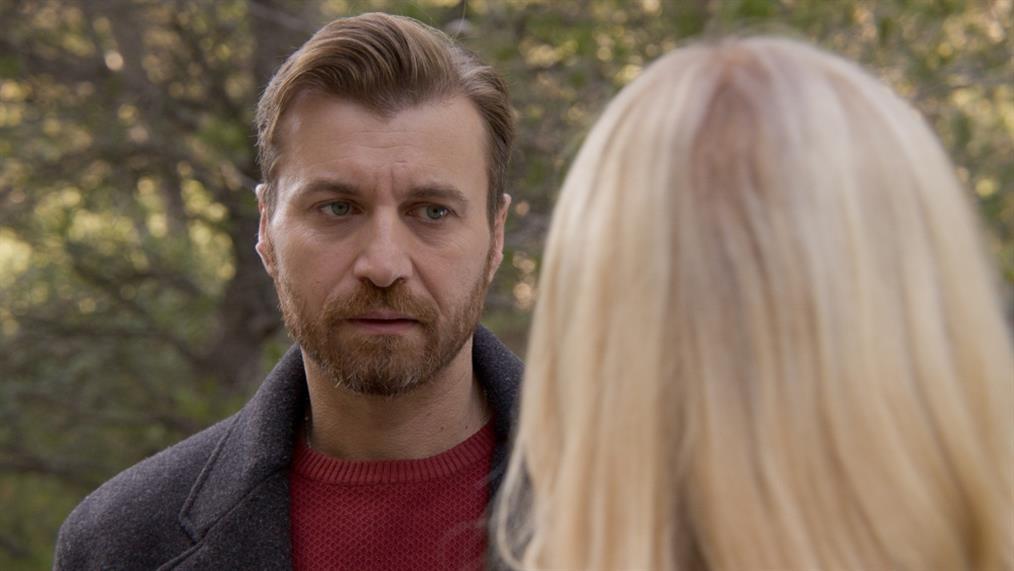 Παγιδευμένοι: Τα μυστικά αποκαλύπτονται