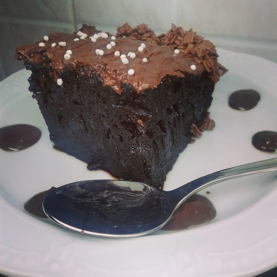 σιροπιαστή-σοκολατόπιτα κατσαρόλας-συνταγή-