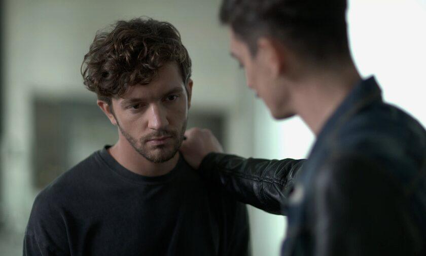 Μαύρο Ρόδο-Πέτρος-