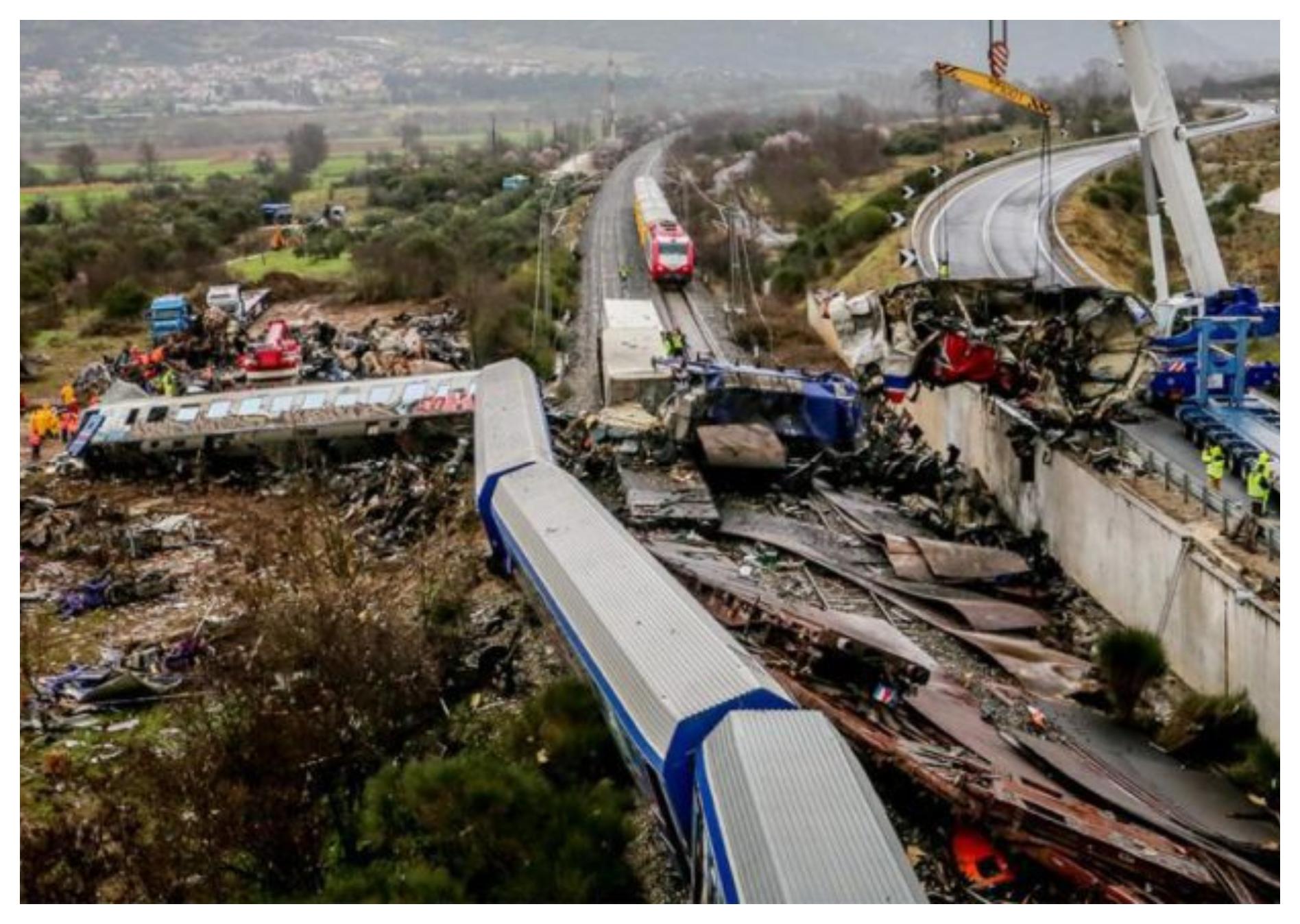 Τέμπη: Όλη η κατάθεση του σταθμάρχη Παλαιοφαρσάλων – «Νόμιζε ότι το τρένο είχε πηδήξει απέναντι»