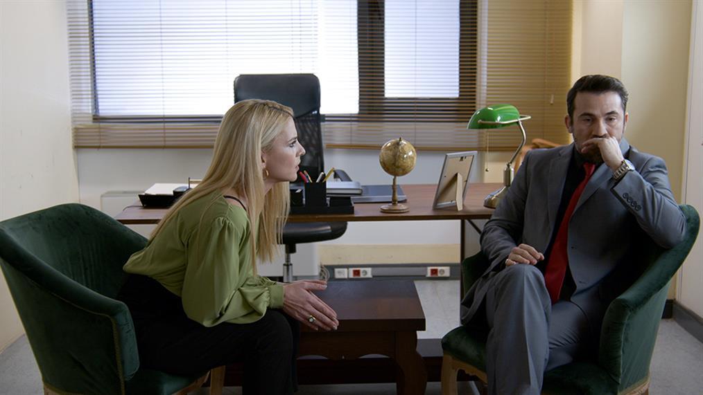 Παγιδευμένοι: Ο Σταύρος φοβάται για την ζωή της Αγγελικής