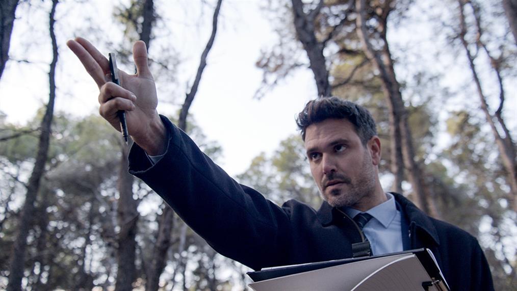 Παγιδευμένοι: Ο Σταύρος φοβάται για την ζωή της Αγγελικής