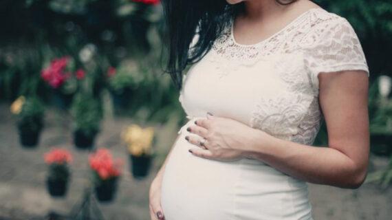 Γηριατρική εγκυμοσύνη: Ακούγεται σαν προσβολή αλλά είναι ο όρος για τις γυναίκες που κυοφορούν μετά τα 35