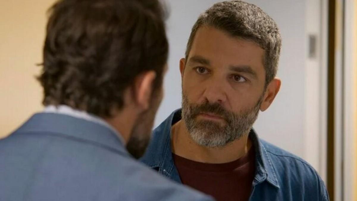 Παγιδευμένοι-Ανδρέας- Παγιδευμένοι-Ανδρέας-