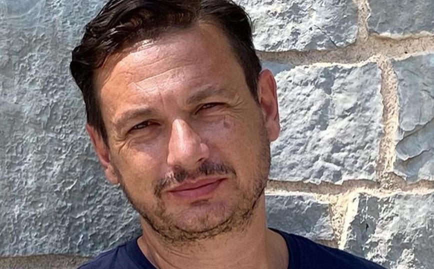 Σταύρος Νικολαΐδης για Νότη Σφακιανάκη: «Έκανε σαν να μη με ήξερε, παρόλο που είμαι πολύ φίλος με τον αδερφό του» 3 Σταύρος Νικολαΐδης: Σοβαρό τροχαίο για τον γνωστό ηθοποιό – Παλιοσίδερα το αυτοκίνητό του