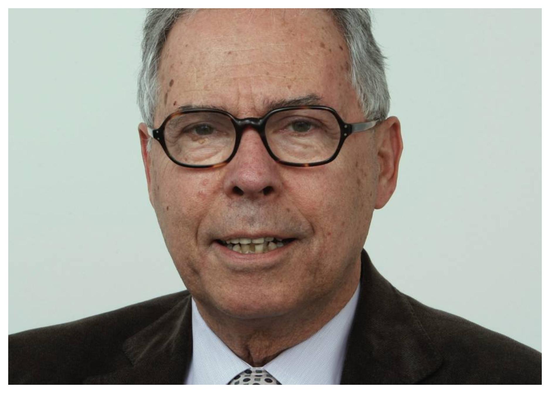 Κώστας Σημίτης: Βαρύ πένθος για τον πρώην πρωθυπουργό