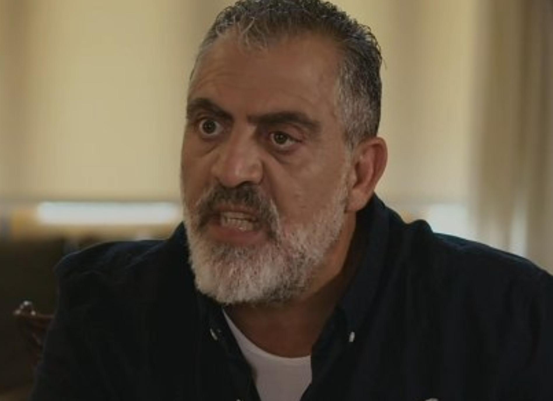 Η Γη της Ελιάς: O Δημοσθένης δείχνει στον Λεωνίδα το αδίσταχτό του πρόσωπο