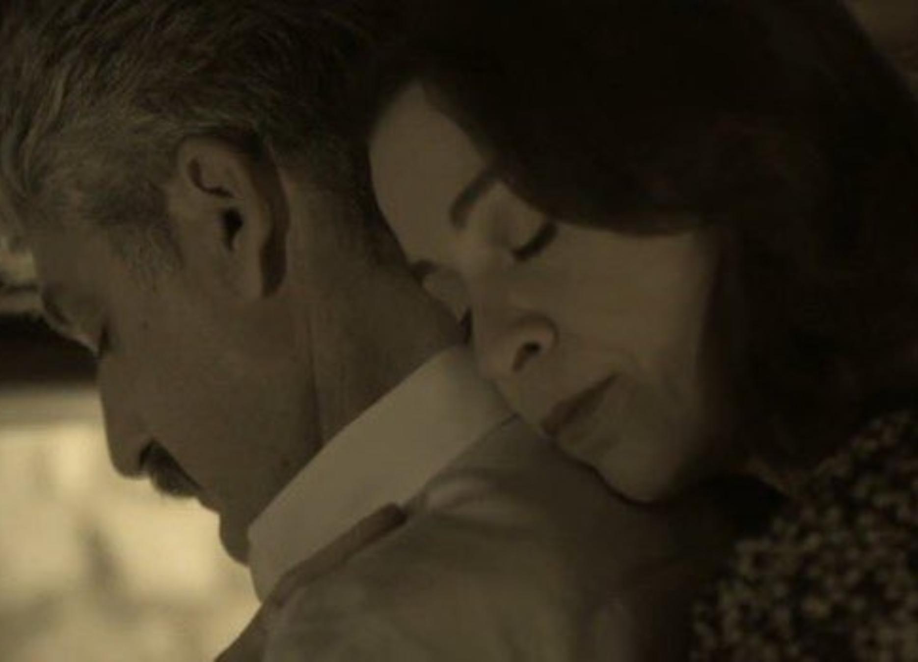 Σασμός: “Ποια είσαι εσύ”-“Τι μου έχει συμβεί”- Η Μαρίνα καταρρέει