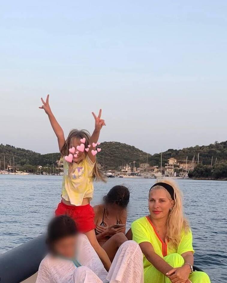 Μέρα χαράς για την Ελένη Μενεγάκη : Η Μαρίνα έχει γενέθλια  – Σπάνιες φωτογραφίες