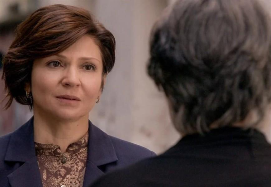 Παγιδευμένοι-Υβόννη-