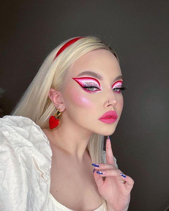 σχέδια-με-ροζ-φούξια-και-λευκό-eye liner-ιδέες-