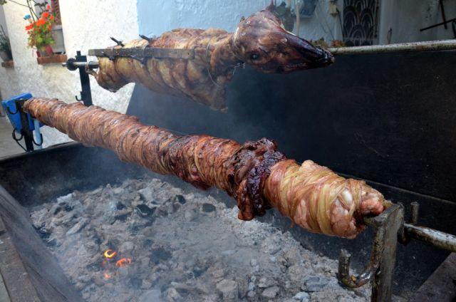 πως-να-καθαρίσουμε-την-σούβλα-για-το-Πάσχα 2023-