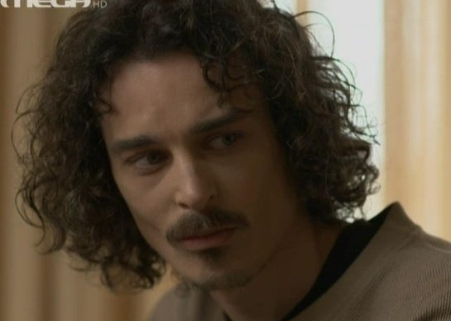 Μαύρο Ρόδο: Ο Γεράσιμος φωτογραφίζει το Πέτρο και ετοιμάζει την παγίδα