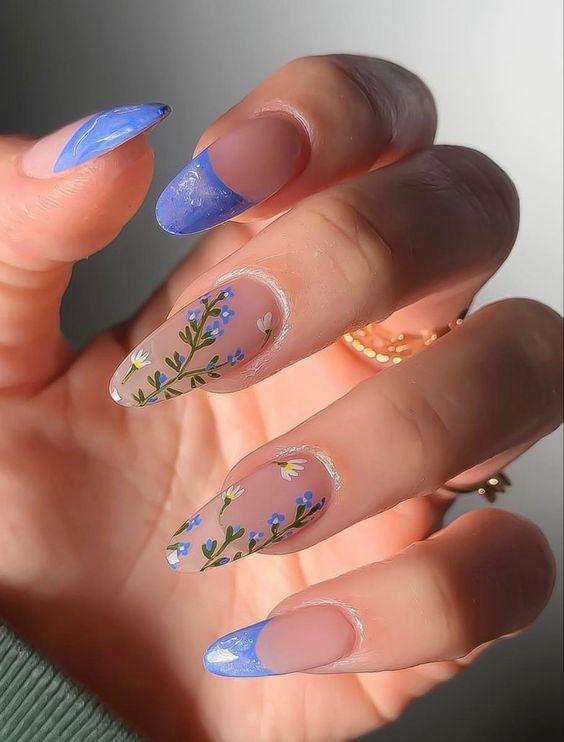 γαλλικό μανικιούρ-σε-γαλάζιο-με-λουλούδια-ιδέες-
