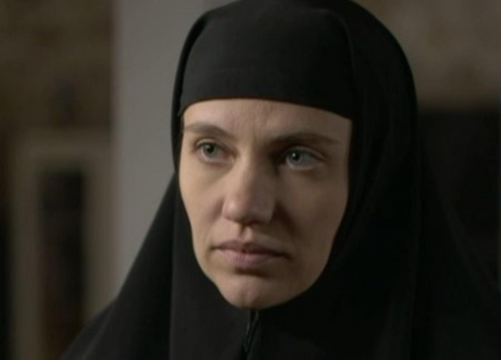 Μαύρο Ρόδο: Η Ελισάβετ βάζει τα ράσα και γυρνά στο μοναστήρι