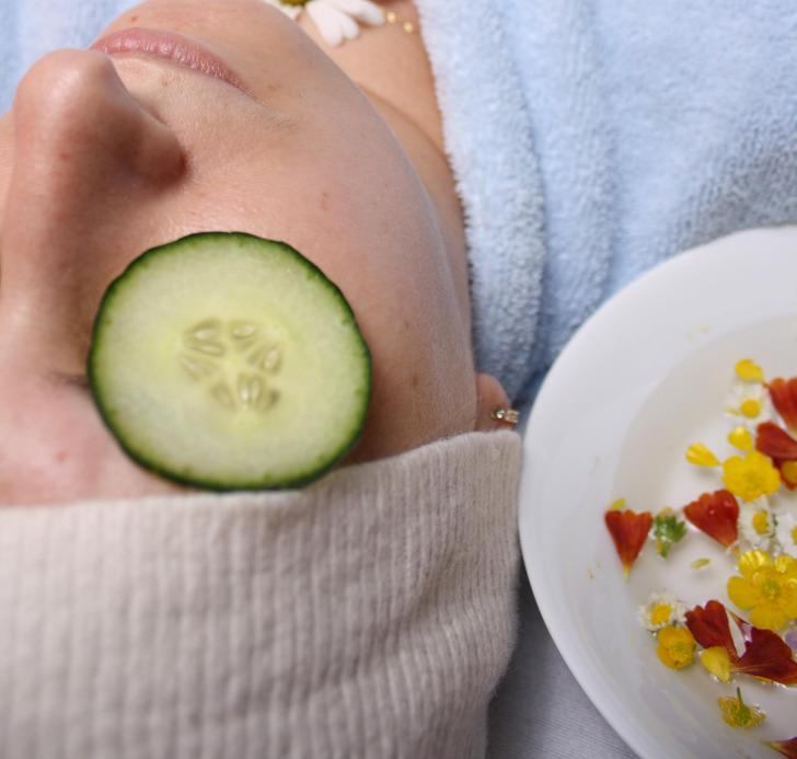 πως-να-βάζουμε-το-κονσίλερ-κάτω από τα μάτια- πως-να-βάζουμε-το-κονσίλερ-κάτω από τα μάτια-