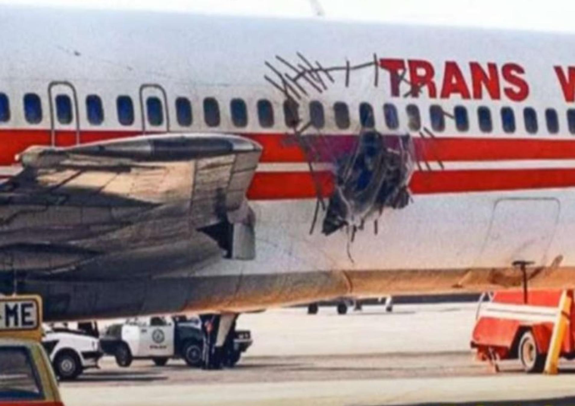 Η αεροπορική τραγωδία που συγκλόνισε την Ελλάδα : “Τρόμος πάνω από το Άργος” – “Σώματα έπεφταν από τον ουρανό”