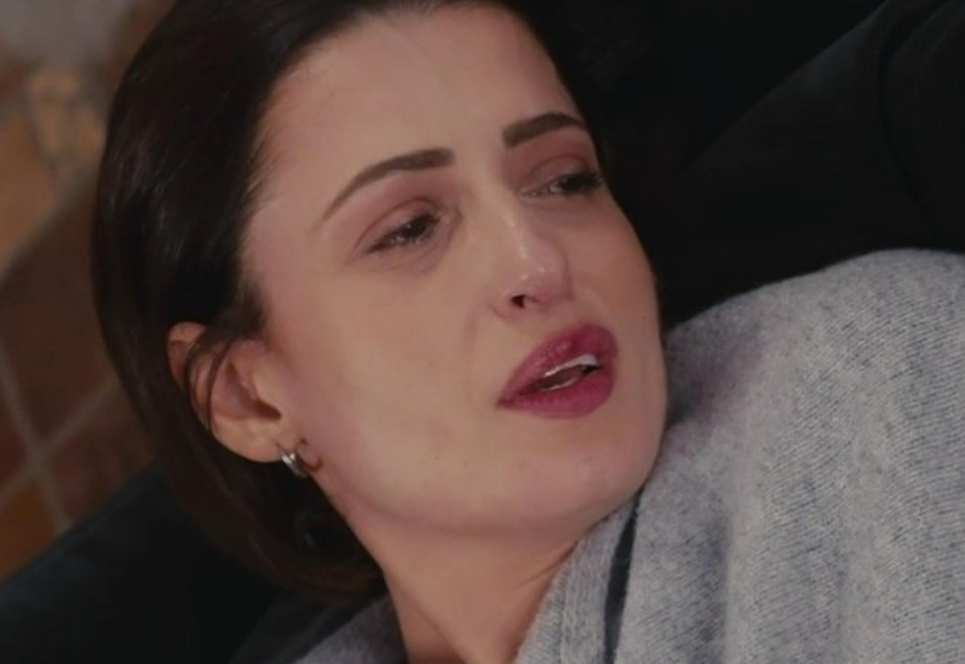 Η Γη της Ελιάς: Η Εύα πενθεί για τον Άρη και ορκίζεται εκδίκηση