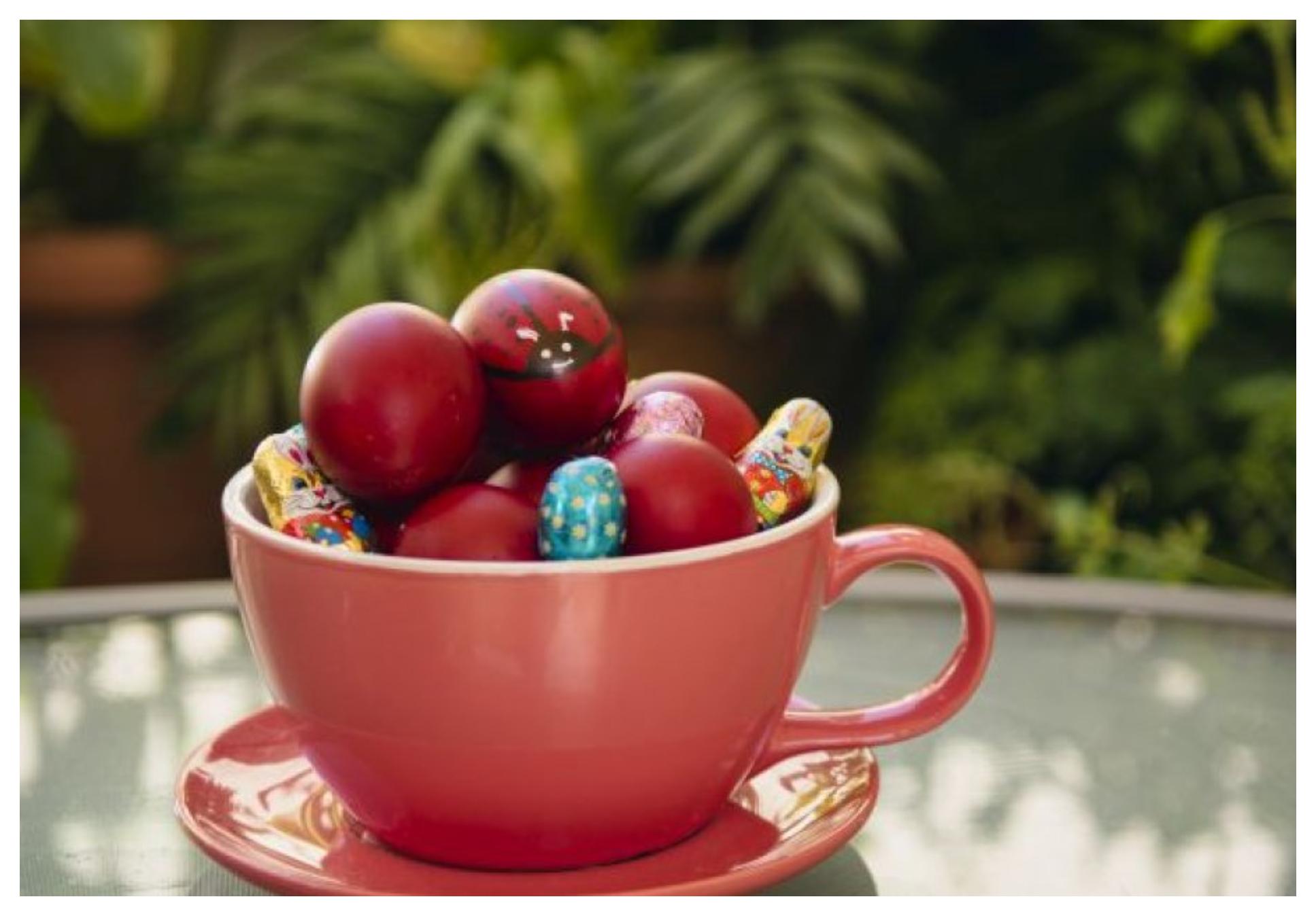 Πασχαλινά αυγά: Πόσο διαρκούν εκτός ψυγείου – Όλα όσα πρέπει να γνωρίζετε