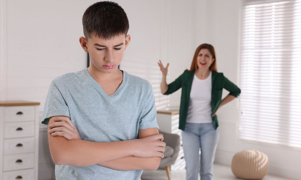 δεν-θα-πάρω-λαμπάδα-στο-παιδί-γιατί-είναι-κακομαθημένο-