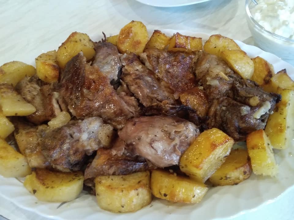 σκορδάτες-πατάτες φούρνου-συνταγή-