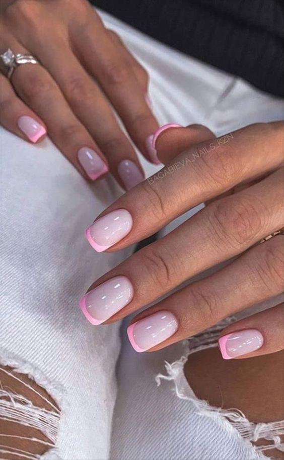 ροζ-γαλλικό μανικιούρ-σε-κοντά νύχια-ιδέες-