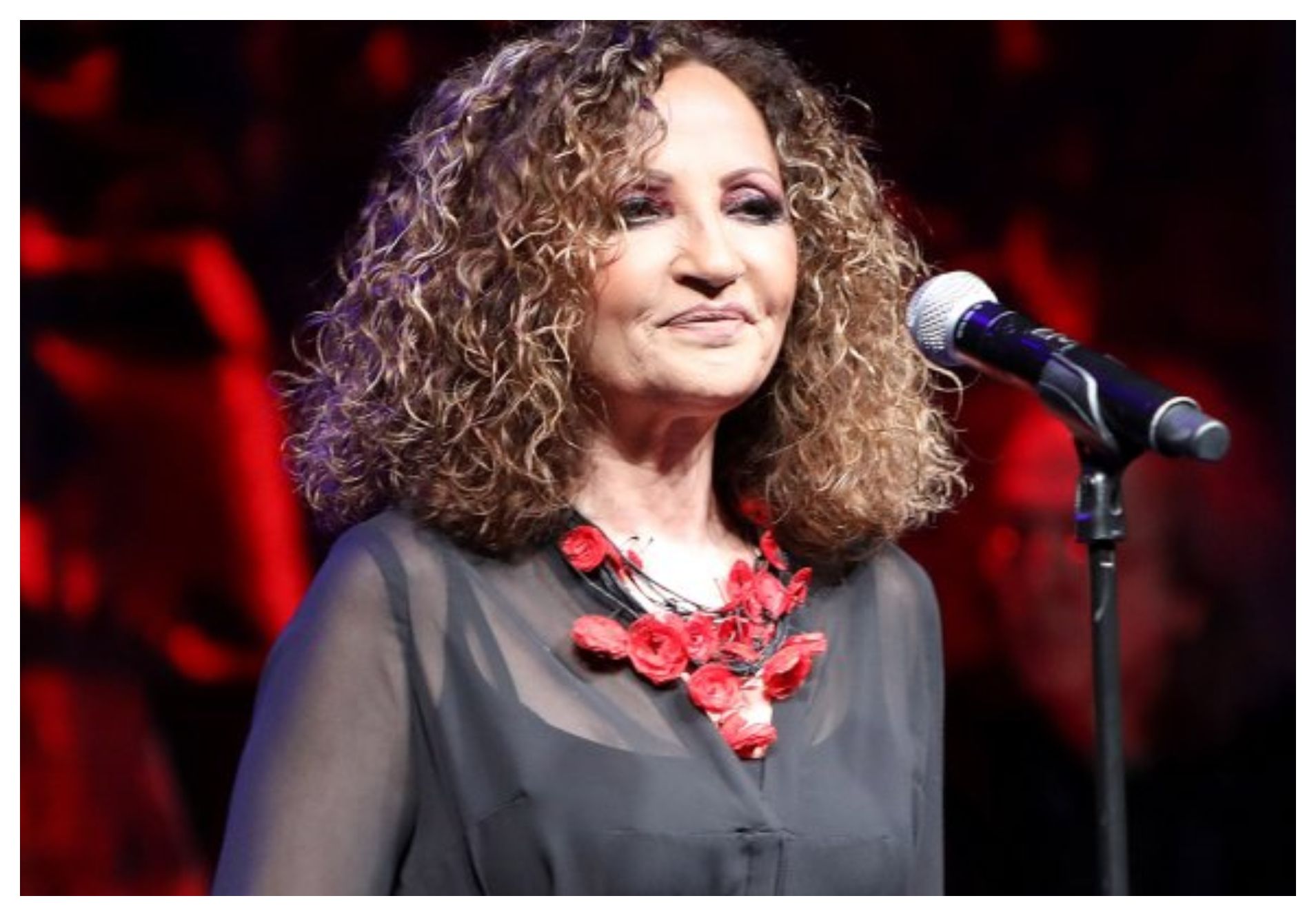 Γλυκερία: Είναι μαζί 47 χρόνια έχουν 1 γιο – Αυτός είναι ο σύζυγος της