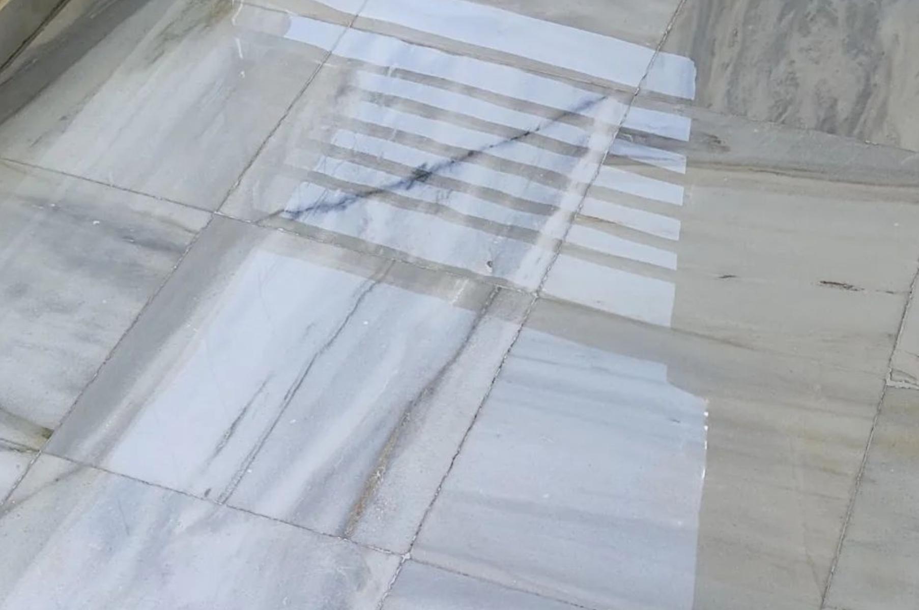 Το απόλυτο καθαριστικό για να καθαρίσετε σκουριές και λίπη από τα μάρμαρα