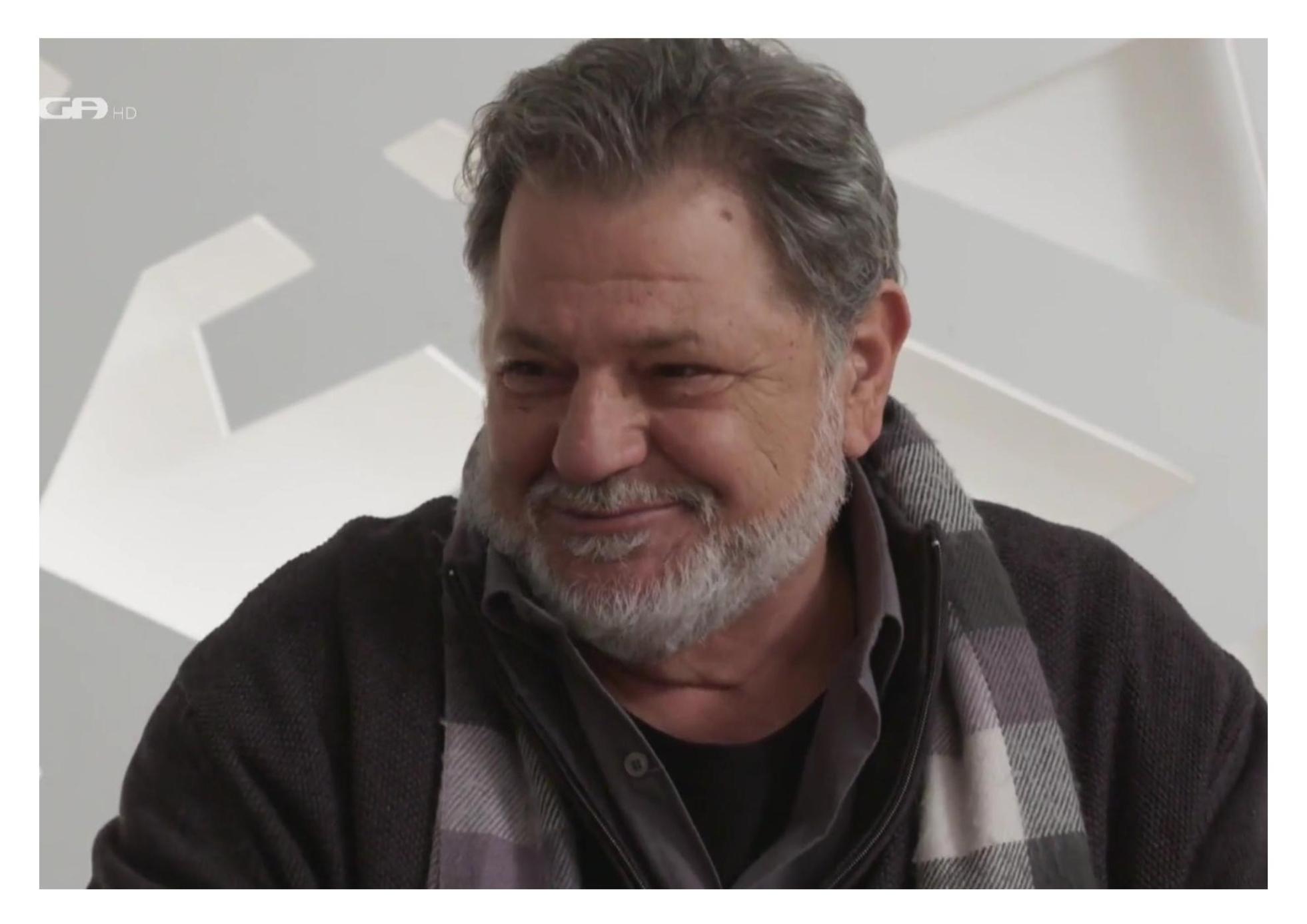 Η Γη της Ελιάς: Η Ισμήνη με δάκρυα στα μάτια ευχαριστεί τον Κωνσταντίνο