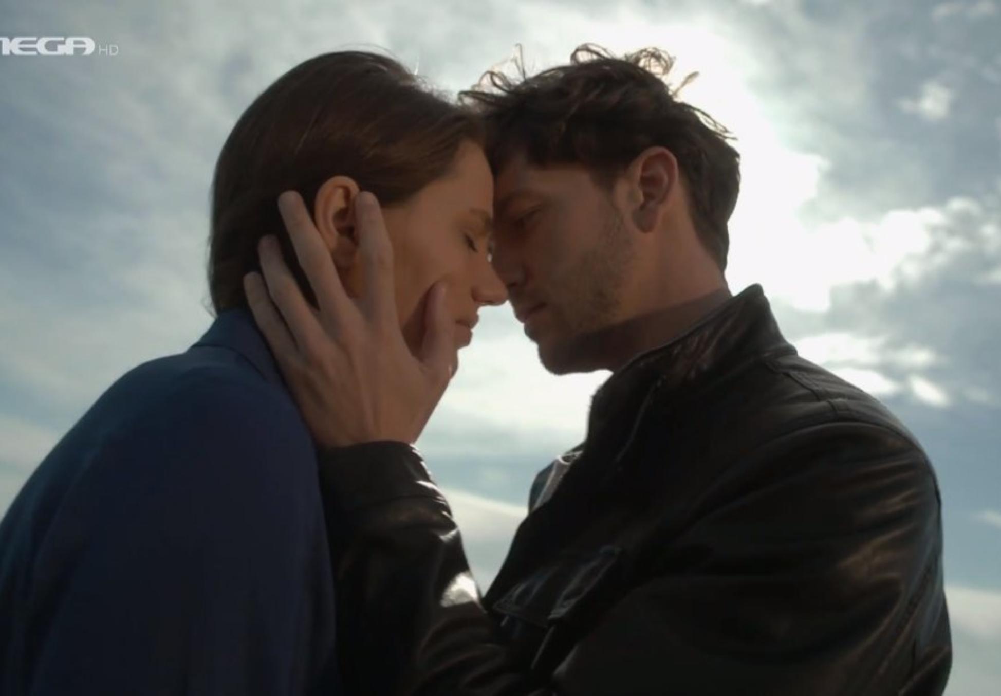 Μαύρο Ρόδο: Είναι έγκυος – Ο Γεράσιμος χάνει την γη κάτω από τα πόδια του