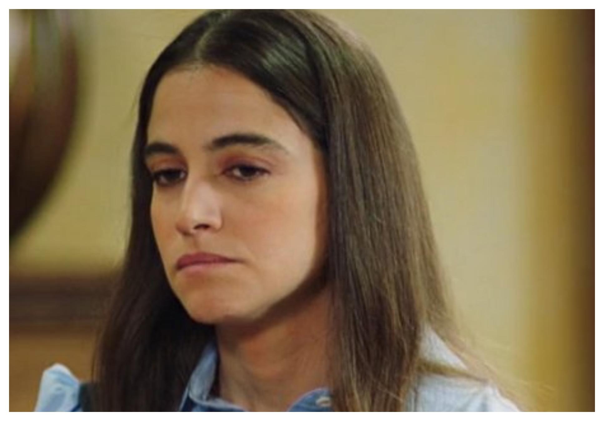 Μαύρο Ρόδο: Η Ελισάβετ καίγεται από τον πυρετό