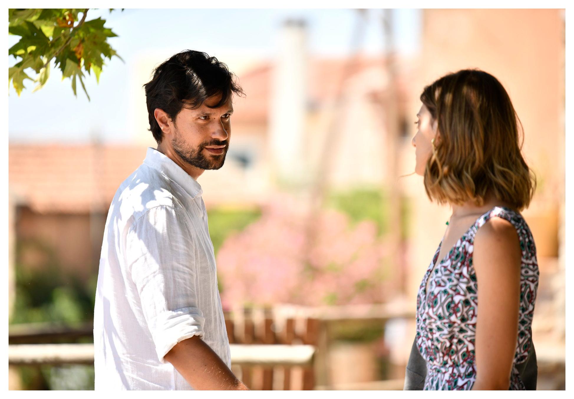 Σασμός: Ο Αστέρης ζήτα από την Αργυρώ να παντρευτούν