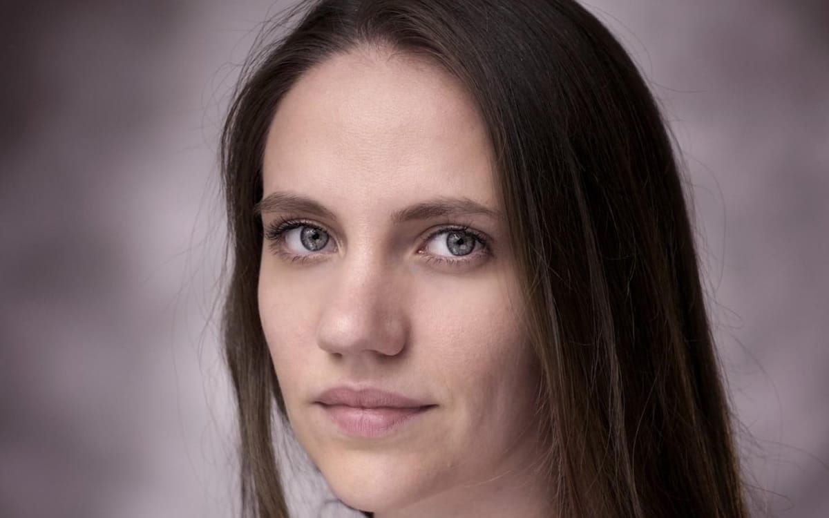 Μαύρο Ρόδο-Ελισάβετ- Μαύρο Ρόδο-Ελισάβετ-