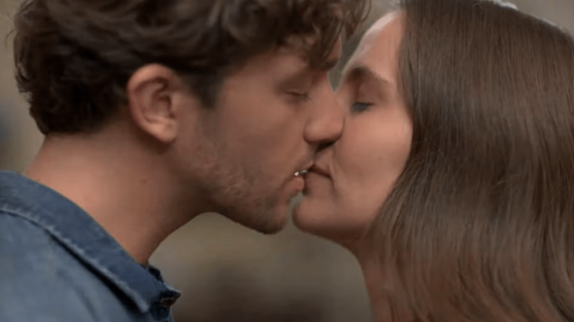 Μαύρο Ρόδο-Ελισάβετ-Πέτρος- Μαύρο Ρόδο-Ελισάβετ-Πέτρος-