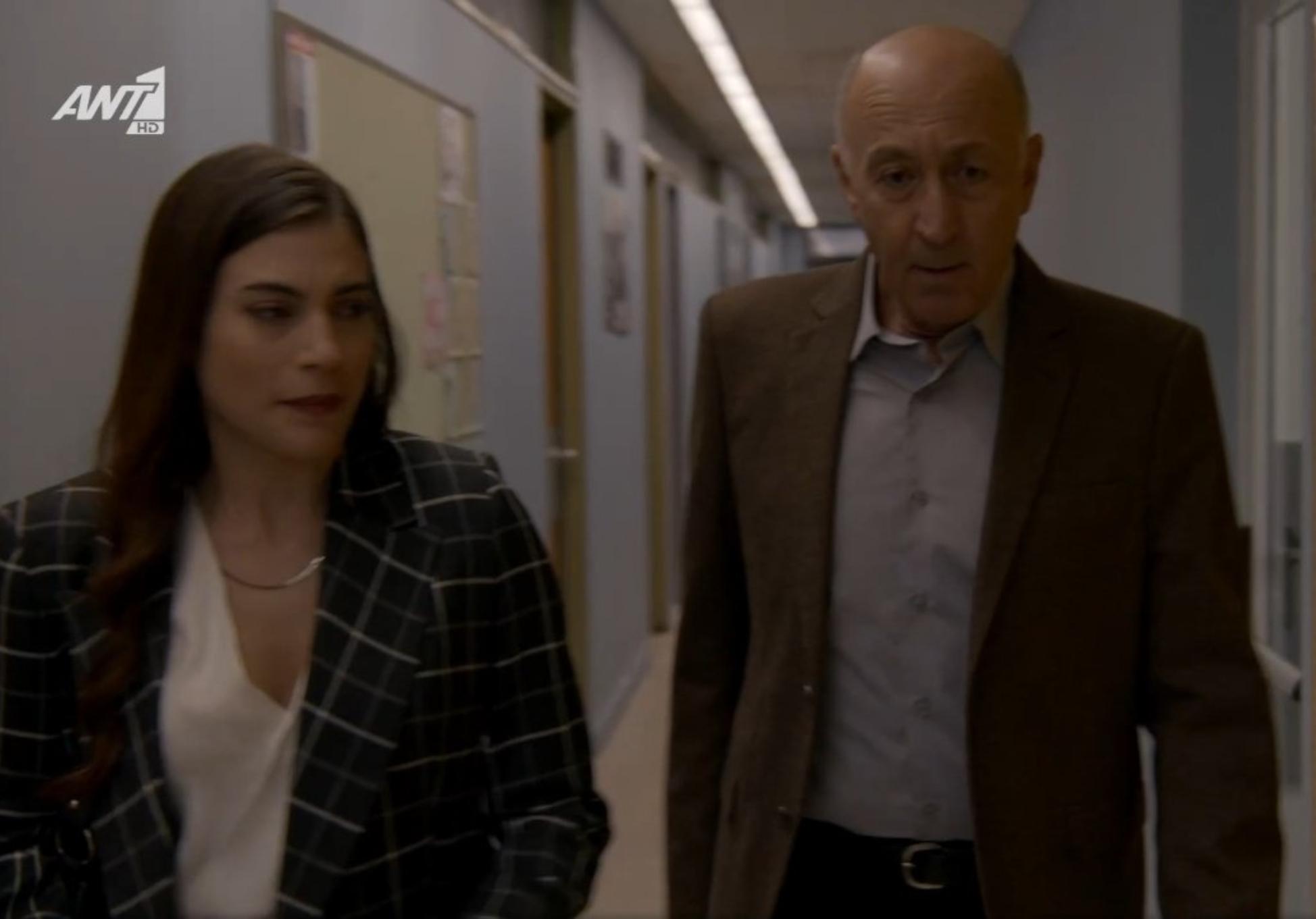 Παγιδευμένοι: Η αρχή του κακού – Η Άννα αγκαλιάζει τον Σπύρο και ματώνει την πληγή στο μπράτσο του