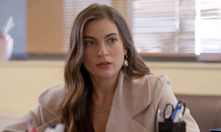 Παγιδευμένοι-Άννα-