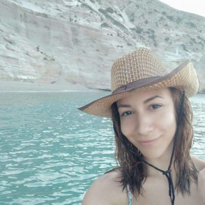 Tα παράτησε όλα και αποτραβήχτηκε απο τα φώτα της δημοσιότητας : Έτσι είναι σήμερα η Πολυξένη του ALTER   – Φωτογραφίες