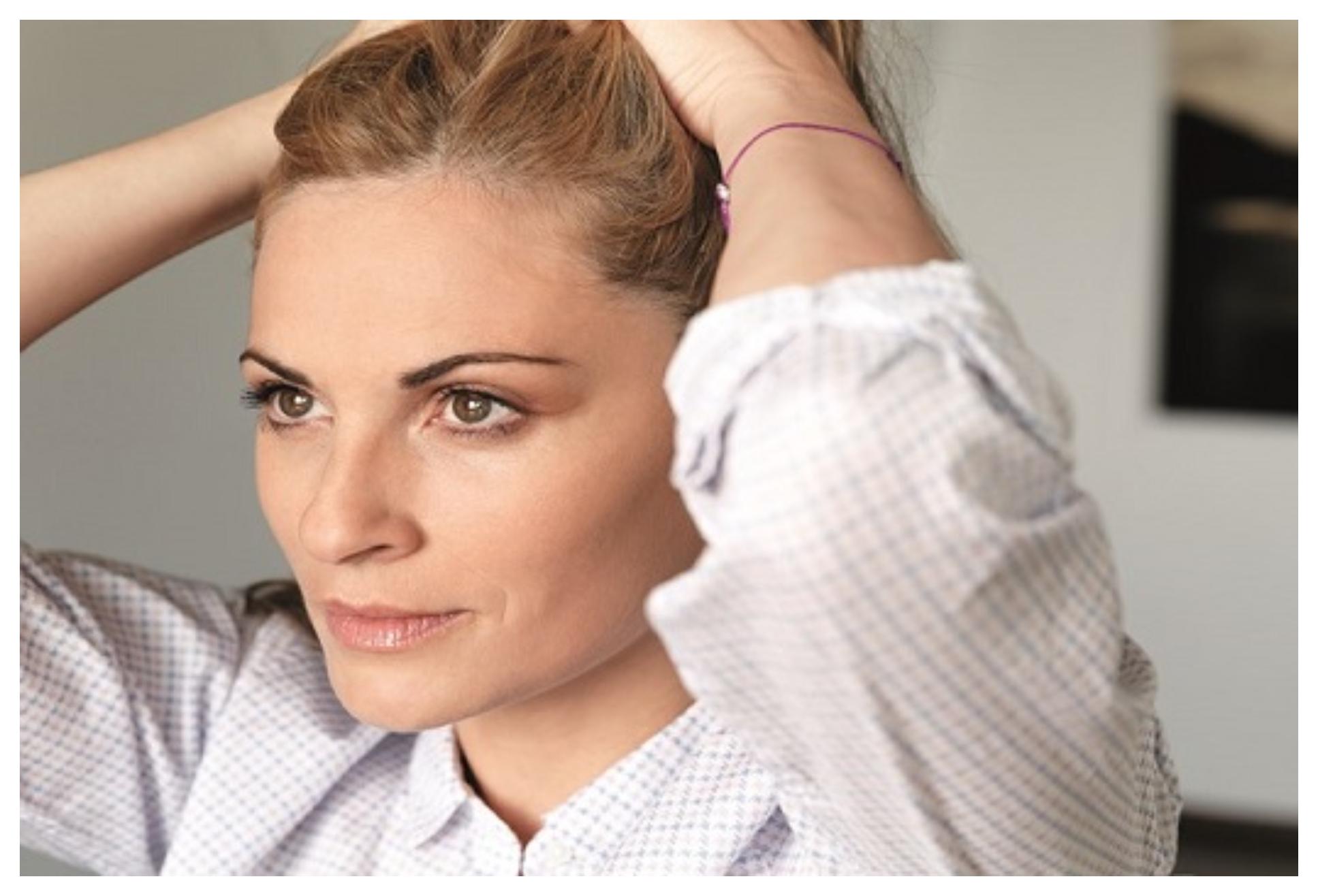 Θεοφανία Παπαθωμά: «Δεν μου αρέσει να ακούω μαμάδες ερωτευμένες με τους γιους τους – Η Ελληνίδα μάνα έχει καταστρέψει τον γιο»